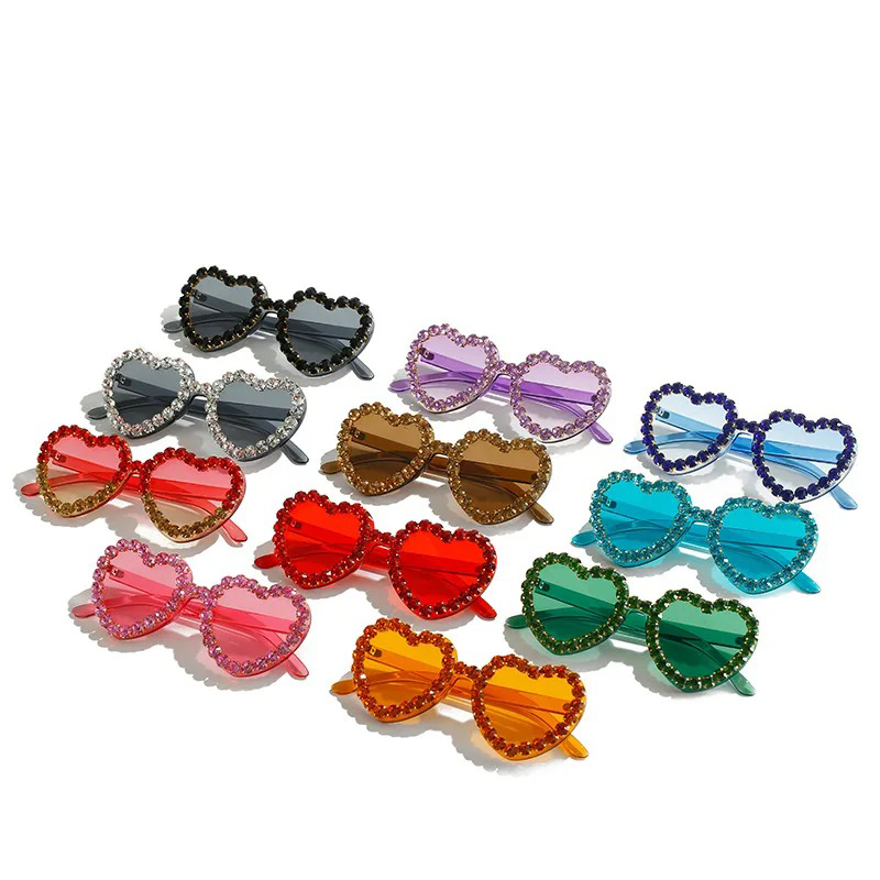 RHINESTONE HEART SHAPED SUNGLASSES